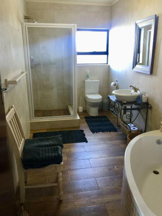 Captain Sunshine Guest House Groot-Jongensfontein Exterior foto