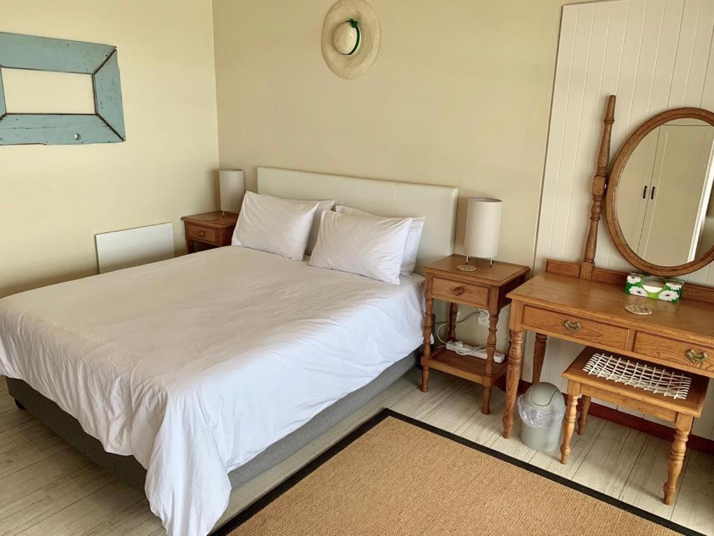 Captain Sunshine Guest House Groot-Jongensfontein Exterior foto